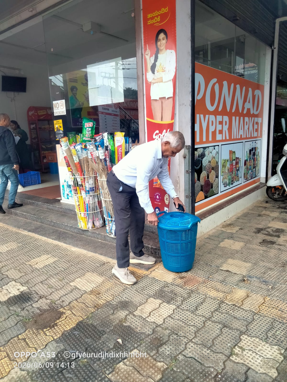 Virajpet MLA A.S. Ponnanna and Codagu.com Expand Dustbin Initiative to 100 Across Napoklu